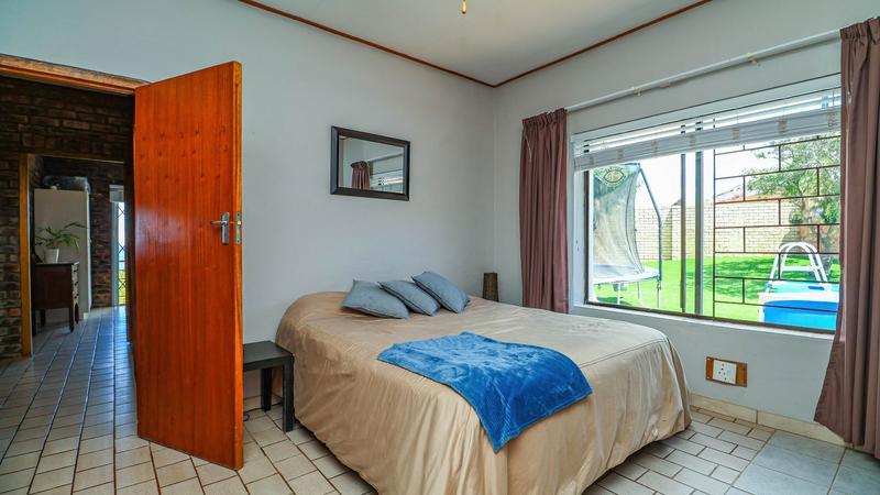 5 Bedroom Property for Sale in Dana Bay Western Cape